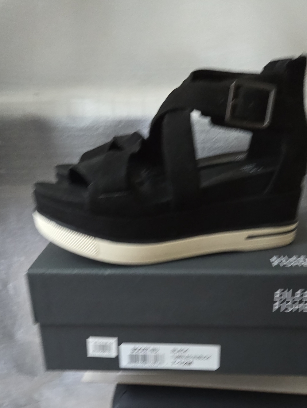 Eileen fisher sandal. Not used. - Picture 9 of 9